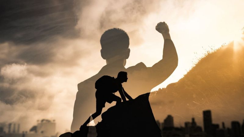 Làm Lại Từ Đầu Ở Tuổi 30: Biến Nền Tảng Cũ Thành Bệ Phóng Mới